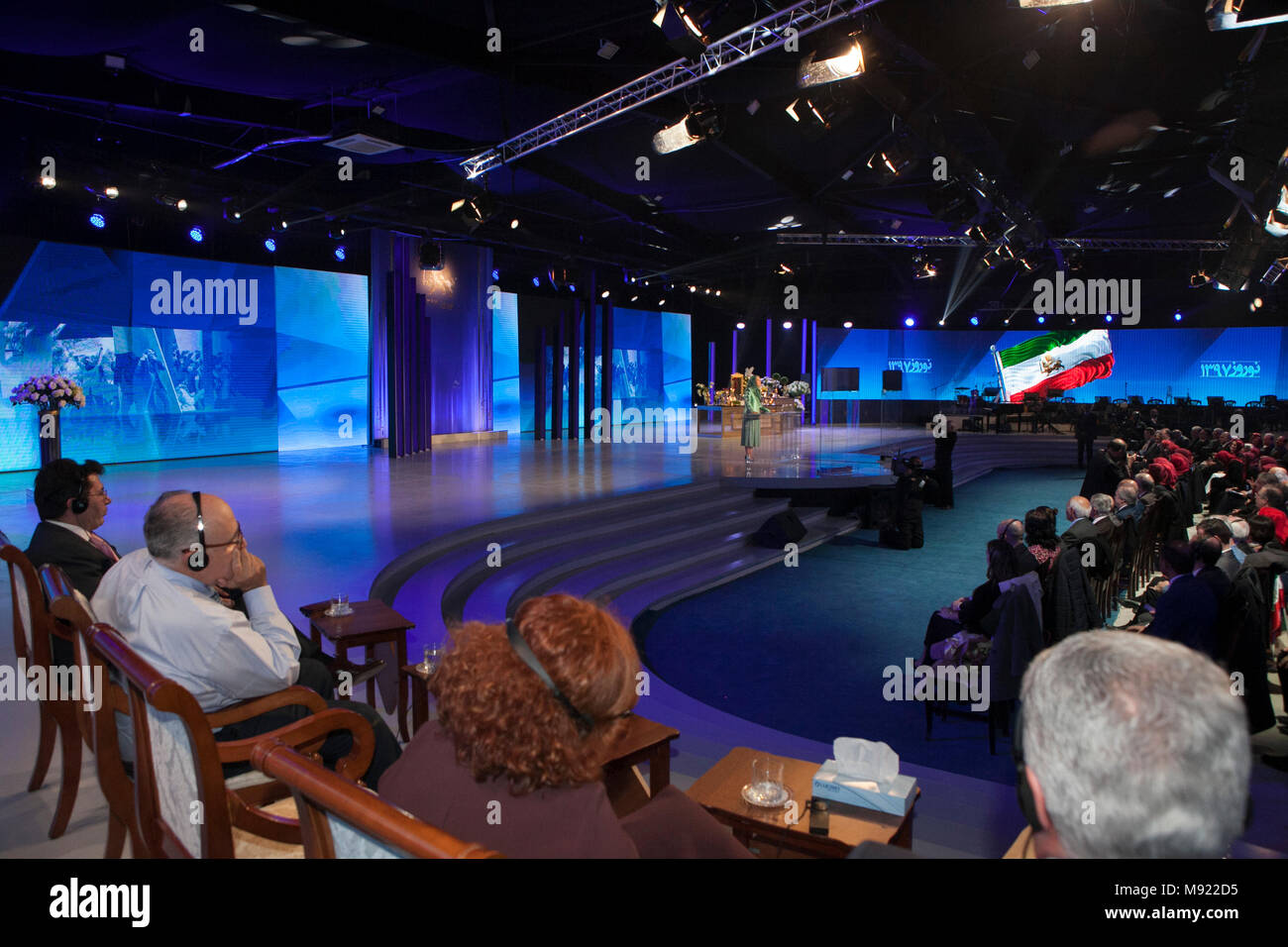 Tirana, Albania. 20 Mar, 2018. Maryam Rajavi, Rudy Giuliani, capodanno iraniano - Maryam Rajavi, Sindaco Rudy Giuliani, e un certo numero di politici albanesi figure hanno partecipato ad una cerimonia di capodanno iraniano, Nowruz, il 20 marzo 2018, a un incontro dei membri del popolo della Mojahedin Organizzazione dell'Iran (OMPI/MEK) in Albania. Credito: Siavosh Hosseini/Alamy Live News Foto Stock