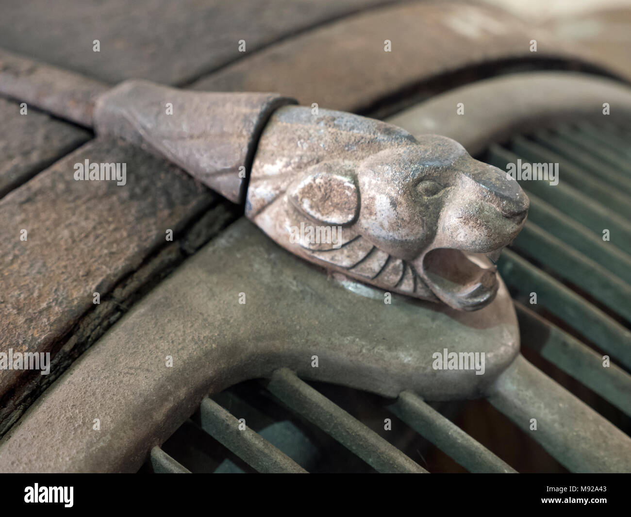 Bicester, Regno Unito. Xxi marzo, 2018. Il conveniente classici vendita auto da 'La Jaguar Land Rover raccolta". Organizzato da Brightwells a Bicester Heritage Bicester Oxfordshire UK 21/03/2018 Credit: Martyn Goddard/Alamy Live News Foto Stock