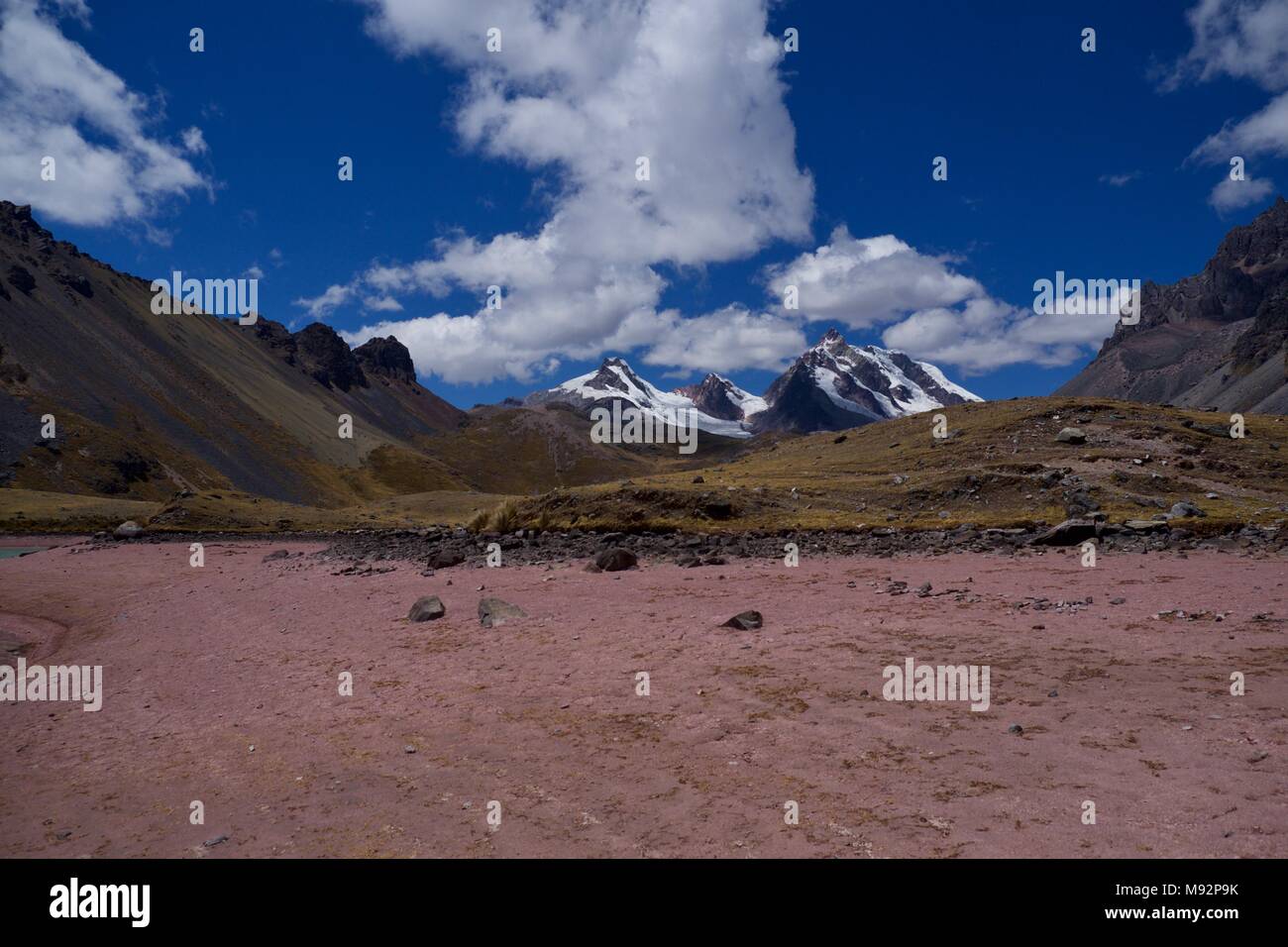 Apu Ausangate trek, Valle Sacra, Perù Foto Stock