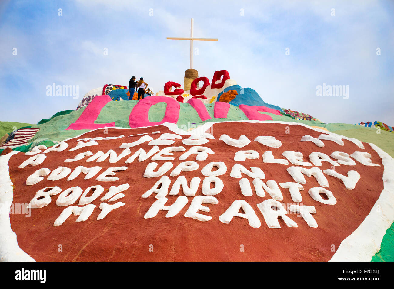 Niland, California - Marzo 13, 2018: vista della salvezza montagna nel Deserto della California. Foto Stock