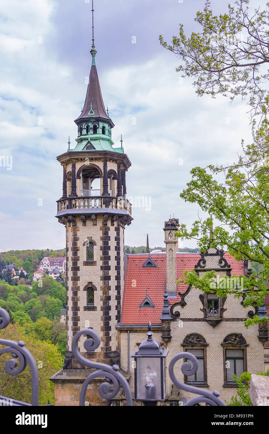 A Dresda, Sassonia, Germania - Veduta di Villa San Remo nel quartiere signorile di Loschwitz. Foto Stock