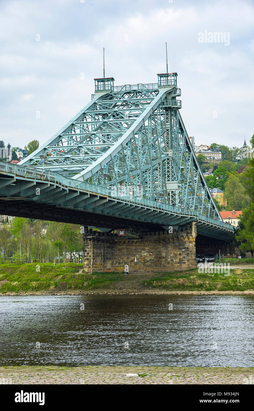 Il ponte blu delle meraviglie, Dresda, Sassonia, Germania. Foto Stock