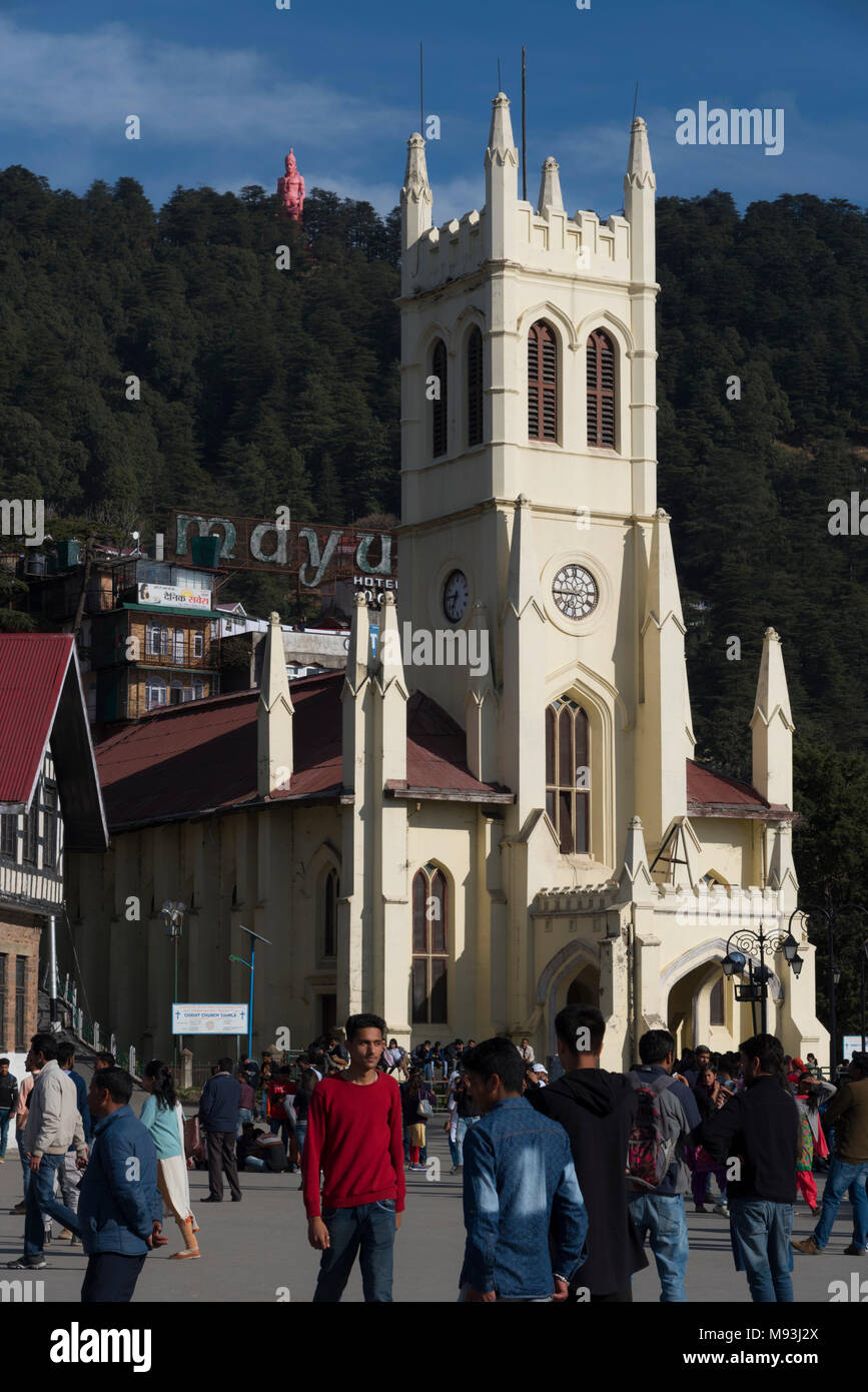 Più famoso e antico di Shimla architettura chiesa edificio giallo e luogo turistico in Himachal Pradesh, India, Asia Foto Stock