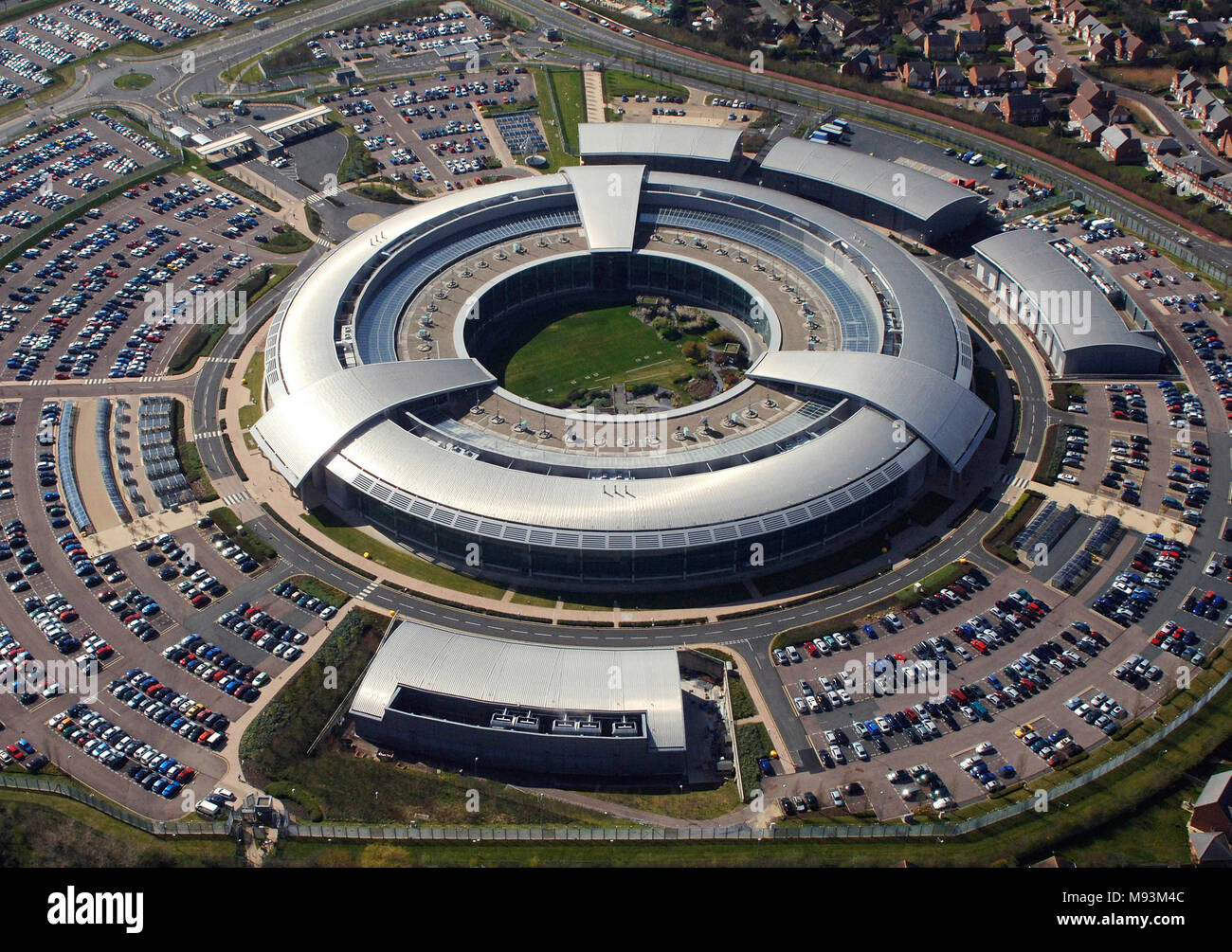 GCHQ un'immagine aerea del governo Communications Headquarters (GCHQ) a Cheltenham, Gloucestershire. Foto: Ministero della Difesa Foto Stock
