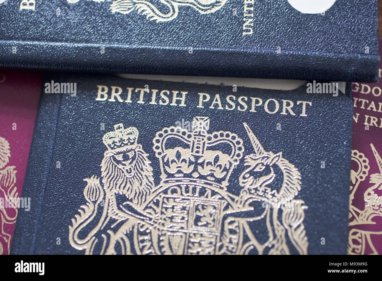 Il Nuovo Passaporto Del Regno Unito Per Essere Rilasciati