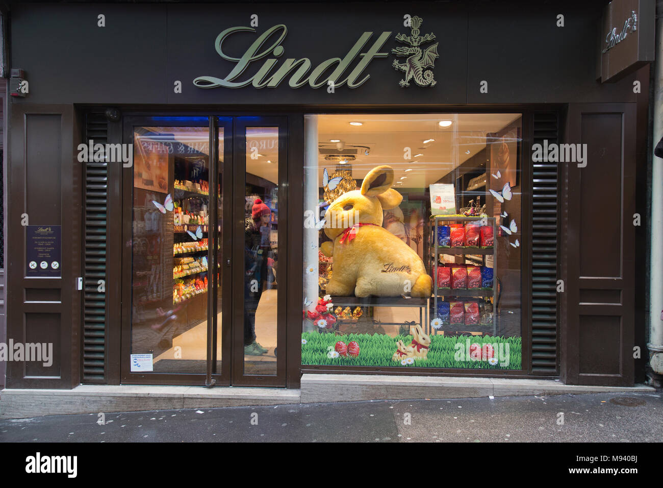 Lindt Chocolate store a Parigi Francia Foto Stock