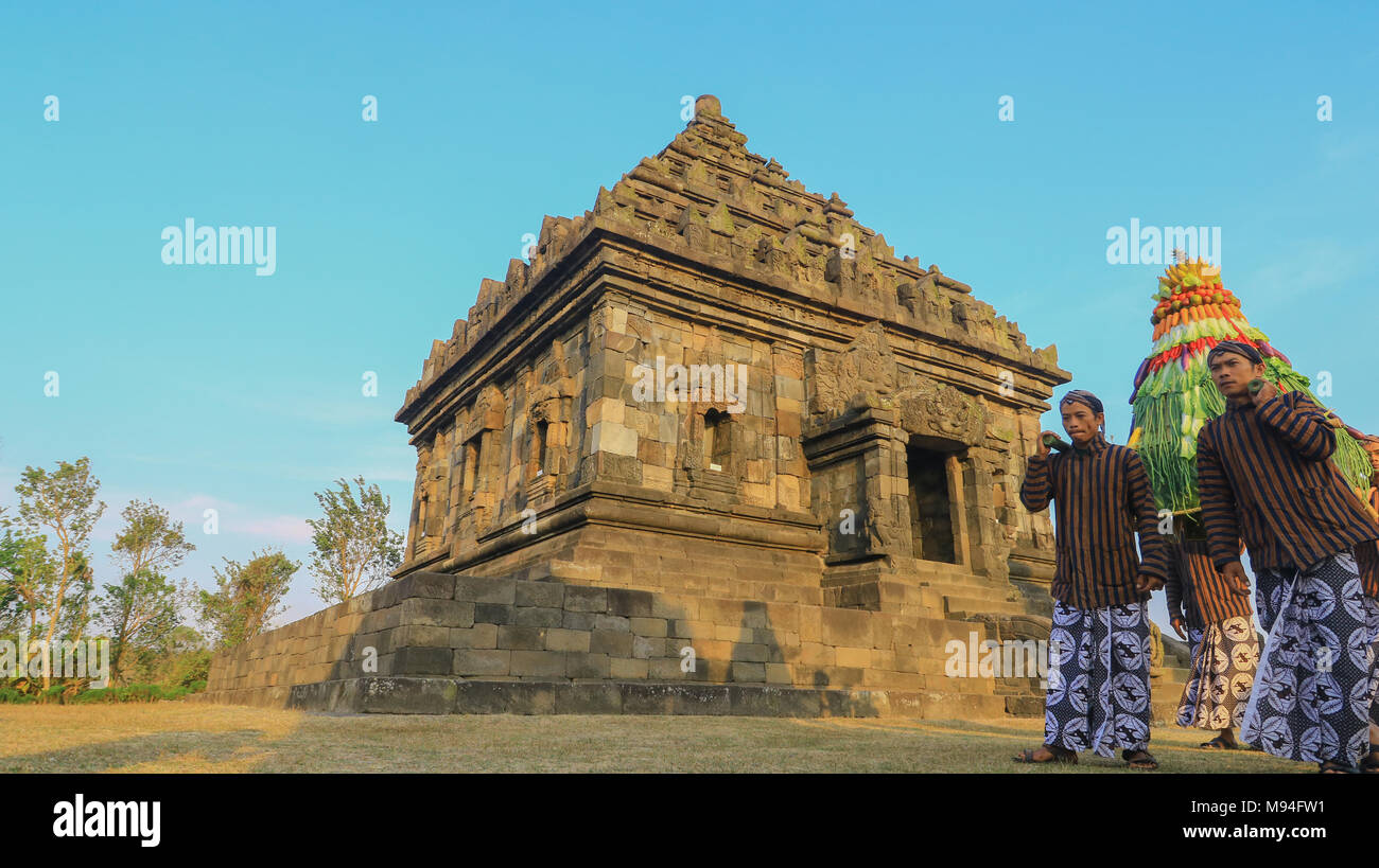 Tempio Ijo (indonesiano: Candi Ijo) è un tempio indù, situato a 4 chilometri da Ratu Boko o circa 18 chilometri a est di Yogyakarta, Indonesia. Foto Stock