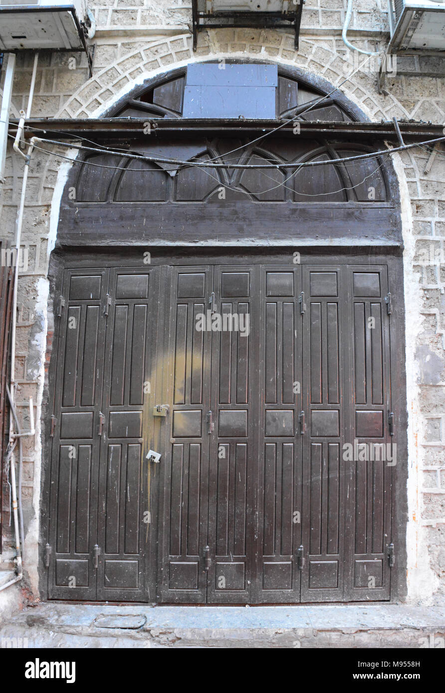 Configurazione della porta nel villaggio storico di Jeddah, Arabia Saudita Foto Stock