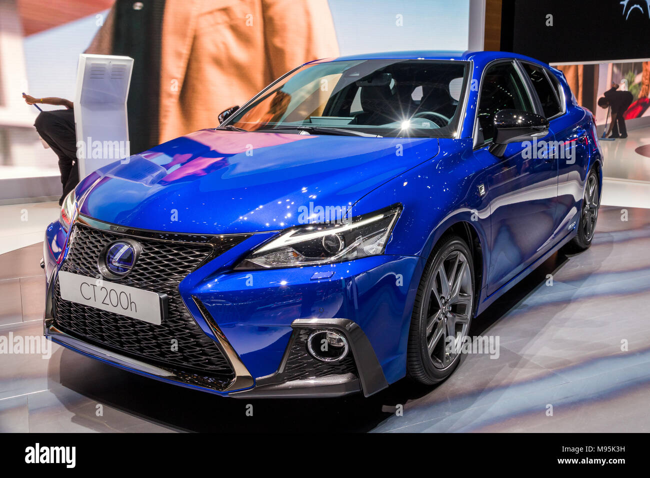 Ginevra, Svizzera - Marzo 7, 2018: Lexus CT200h vettura ibrida esposti all'88Geneva International Motor Show. Foto Stock