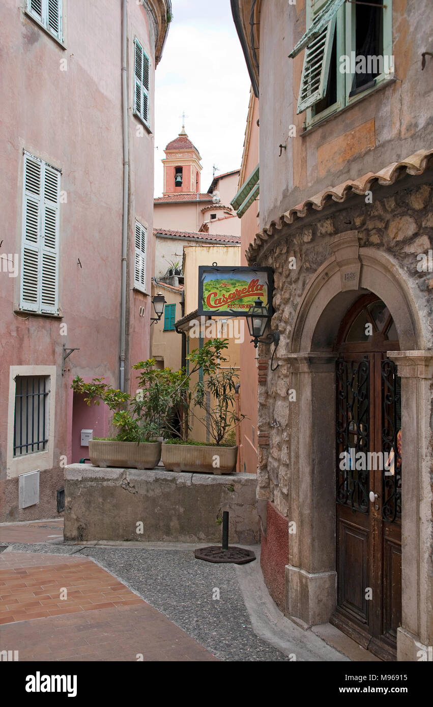 Città vecchia di villaggio Roquebrune-Cap-Martin, il sud della Francia, Alpes-Maritimes, Cote d'Azur, in Francia, in Europa Foto Stock