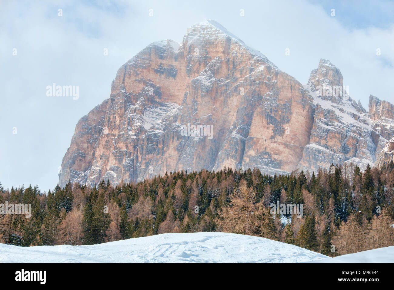 Vista spettacolare sulle montagne. Le Dolomiti sono uno d'Europa più vario e completo della destinazione di arrampicata. Foto Stock