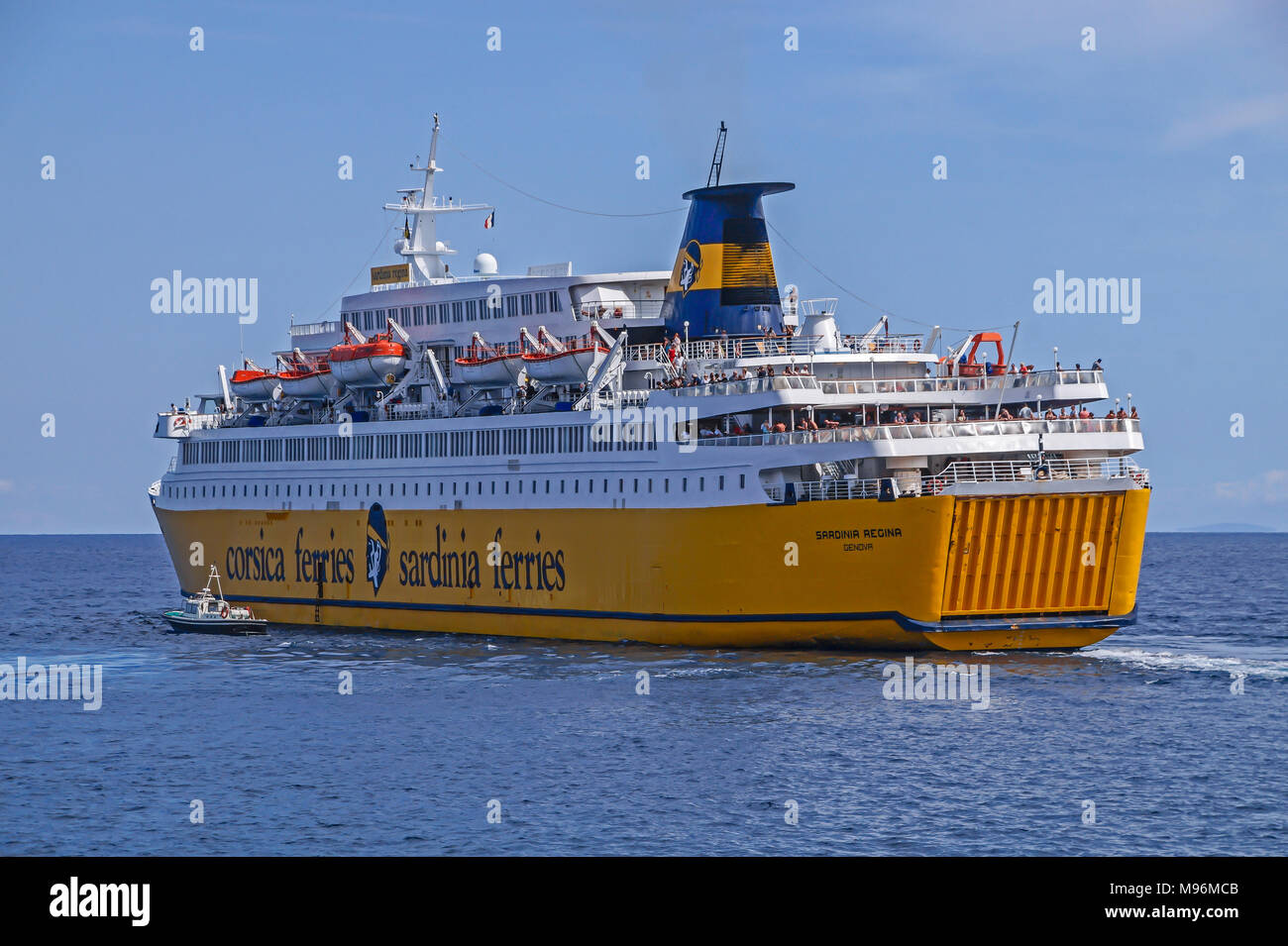 Corsica Ferries Sardegna Regina partenza dal porto di Bastia Corsica Francia Europa Foto Stock