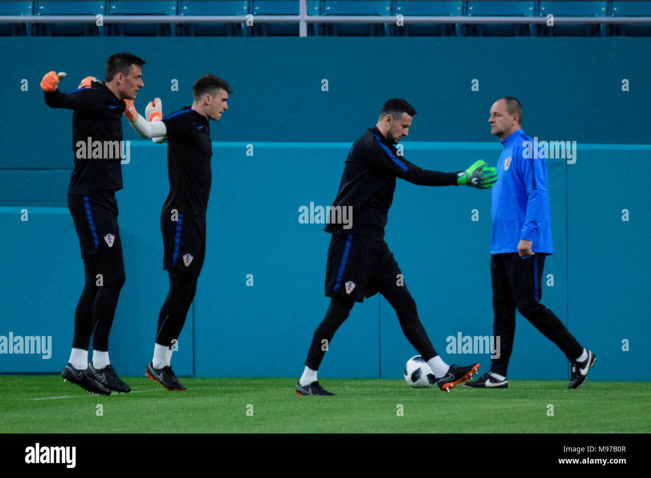 Marzo 22, 2018 - Miami, Stati Uniti - La preparazione dei portieri di parte della squadra nazionale della Croazia è di vitale importanza per affrontare la Coppa del mondo e un gruppo forte in cui essi cercano di classificare..La Croazia nazionale di calcio giocherà una partita amichevole contro il Perù venerdì alle 23 Marzo all'Hard Rock Cafe Stadium nella città di Miami. (Credito Immagine: © Fernando Oduber/SOPA immagini via ZUMA filo) Foto Stock