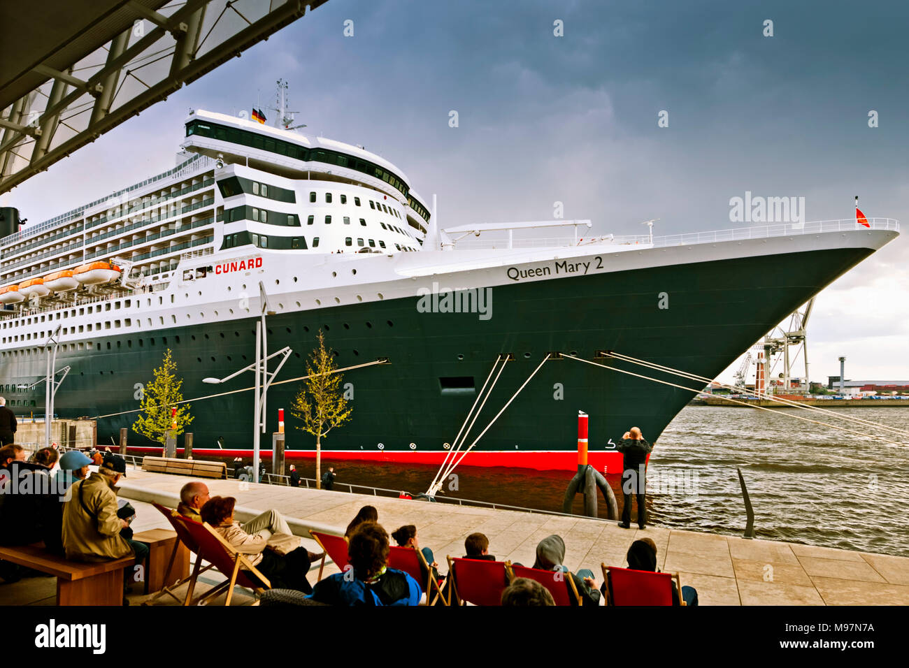 Deutschland, Amburgo, Elba, Hafen, Hafencity, Anleger, Cruise Center, Queen, Queen Mary Foto Stock