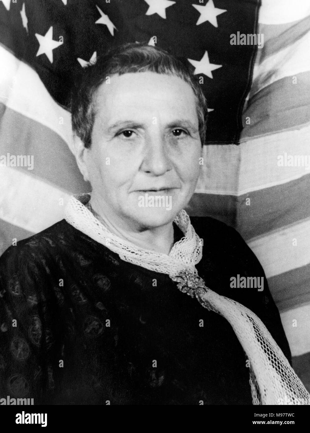 Gertrude Stein (1874-1946). Ritratto del romanziere americano e drammaturgo da Carl Van Vechten, c.1935. Foto Stock