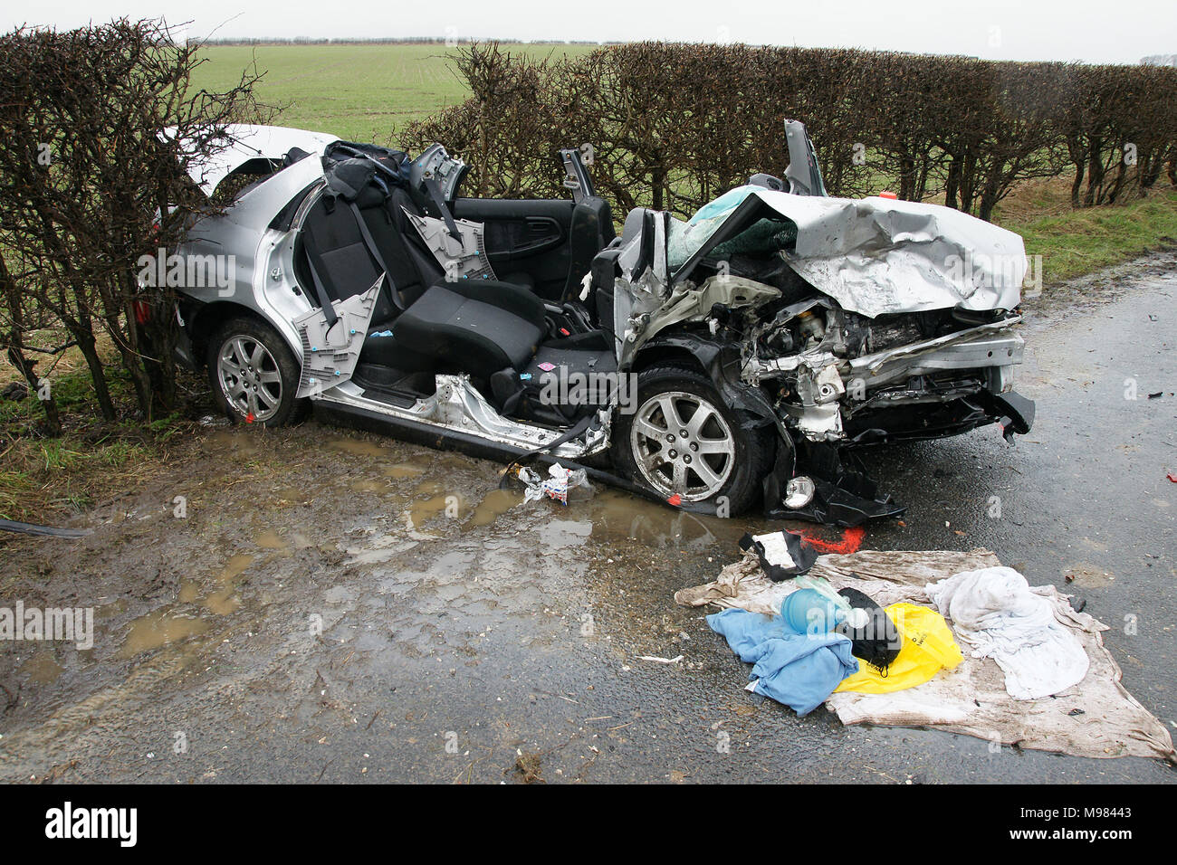 Hi Speed car crash car relitto, il traffico stradale collisione (RTC) Foto Stock