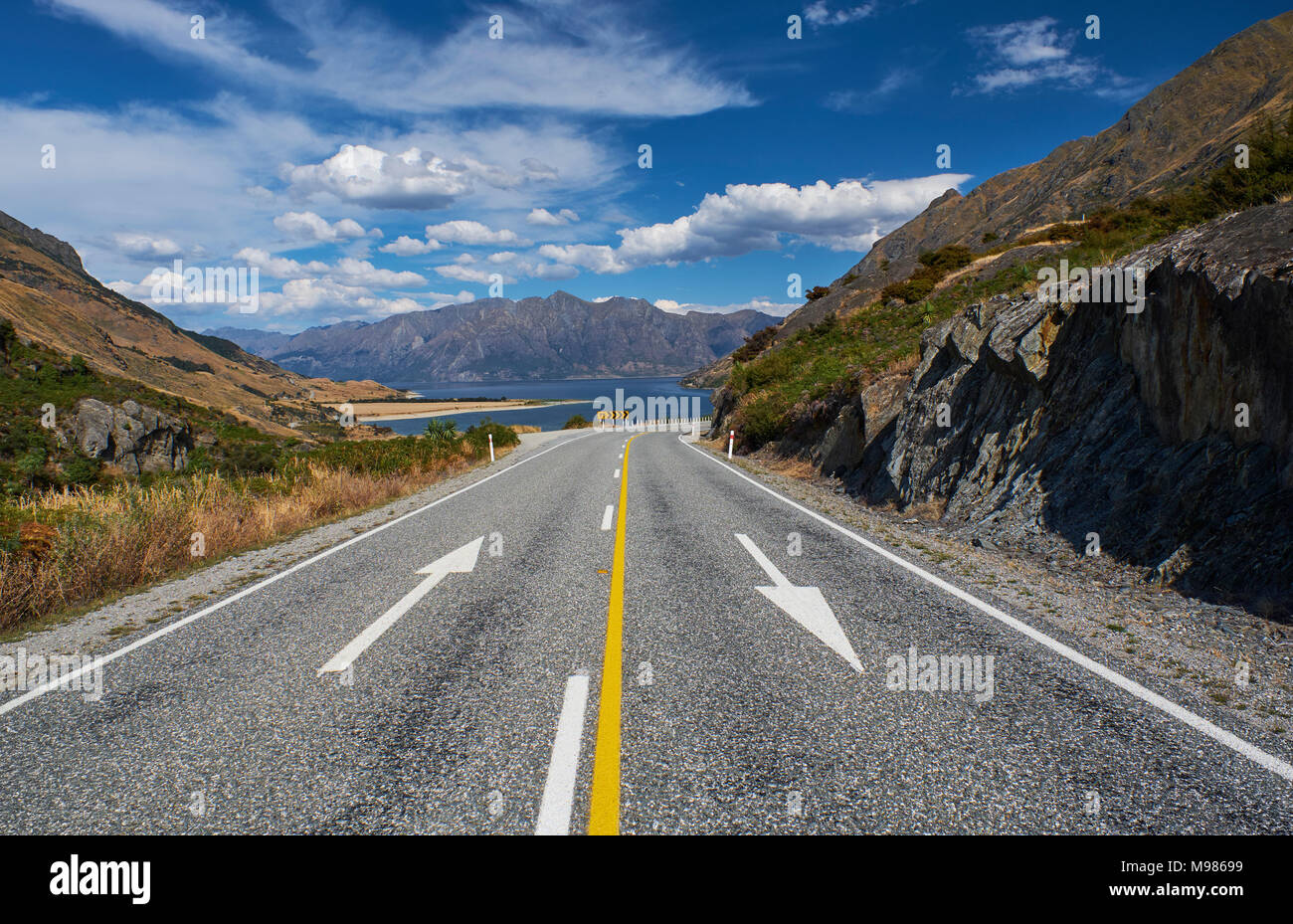 Nuova Zelanda, Isola del Sud, Crown Range, strada al lago Wakatipu Foto Stock