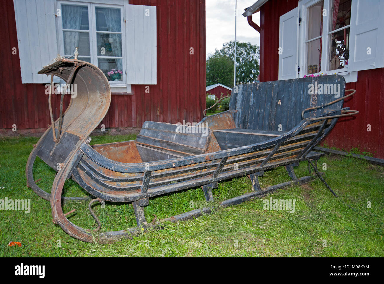 Vecchi sled a Hagnan Open-Air Museum di Gammelstad, Lulea, Norrbotten County, Svezia Foto Stock