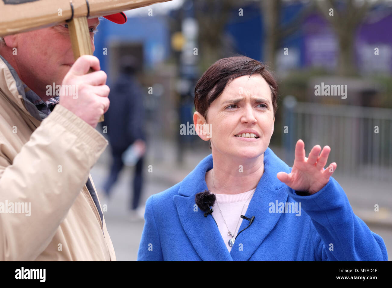 Birmingham, Regno Unito - Sabato 24 Marzo 2018 - Anne Marie acque leader della per la Gran Bretagna partito alla dimostrazione e marzo dall'ala destra Football Lads Alliance ( FLA ) in Birmingham. Foto Steven Maggio / Alamy Live News Foto Stock