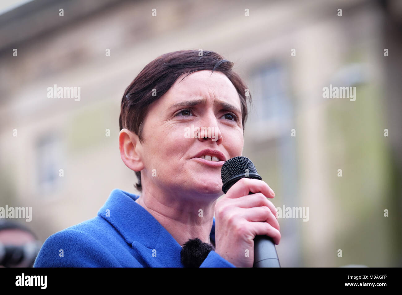 Birmingham, Regno Unito - Sabato 24 Marzo 2018 - Anne Marie acque leader della per la Gran Bretagna parte parla alla dimostrazione e marzo dall'ala destra Football Lads Alliance ( FLA ) in Birmingham. Foto Steven Maggio / Alamy Live News Foto Stock