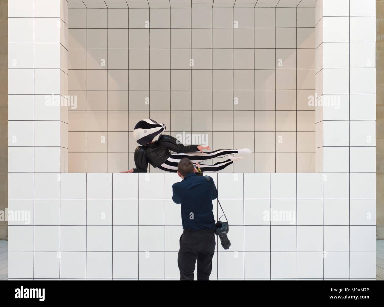 Tate Britain, Londra, Regno Unito. Il 21 marzo 2018. Il Squash, una larga scala di installazione coinvolgente da Turner Prize Nominee Anthea Hamilton. Foto Stock