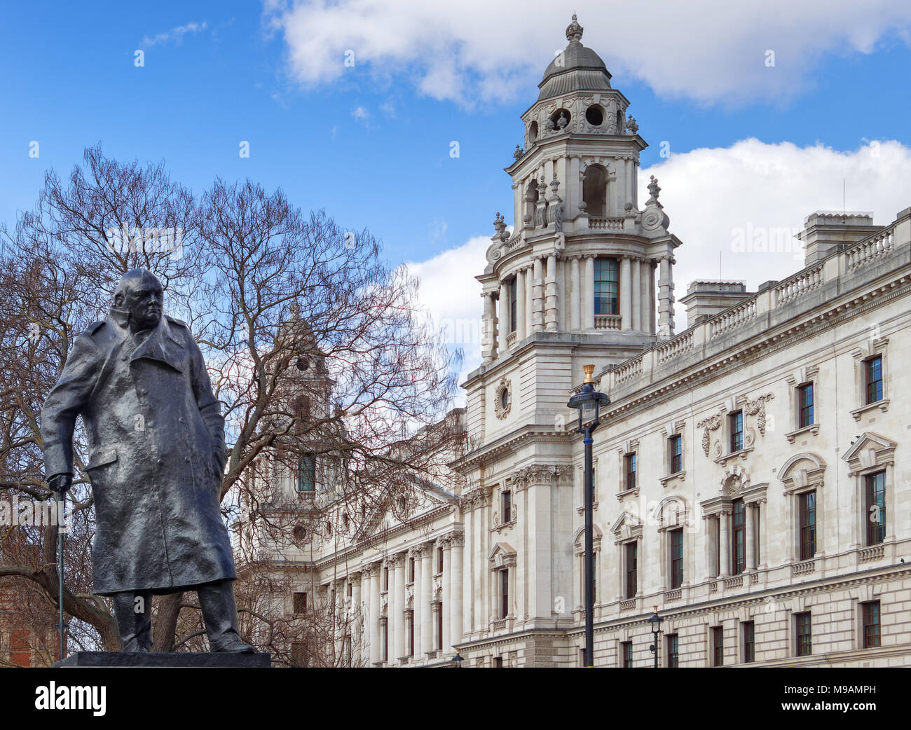 Londra/UK - marzo 21 : Statua di Winston Churchill a Londra il 21 marzo 2018 Foto Stock