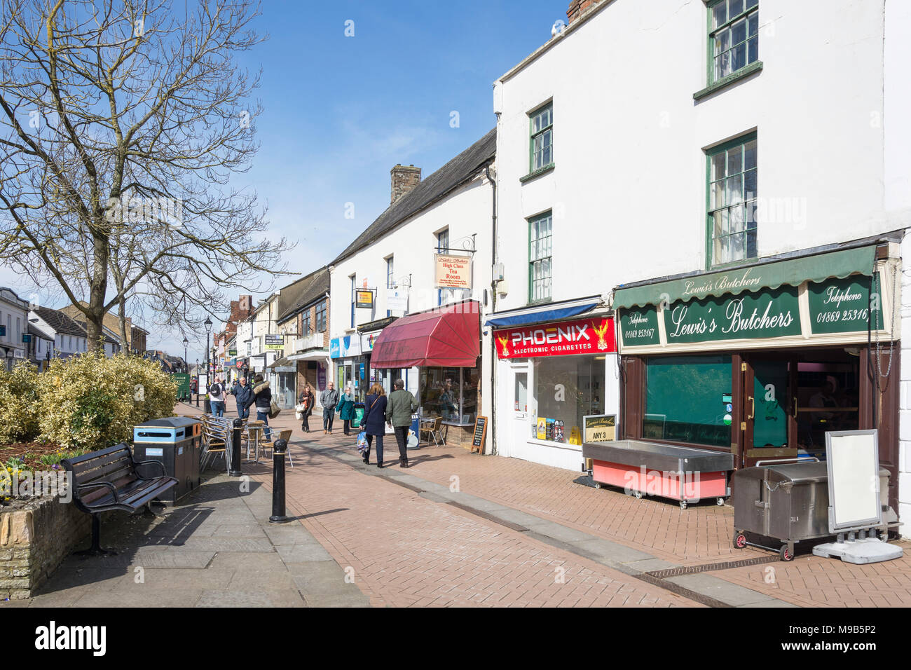 Sheep Street, Bicester, Oxfordshire, England, Regno Unito Foto Stock