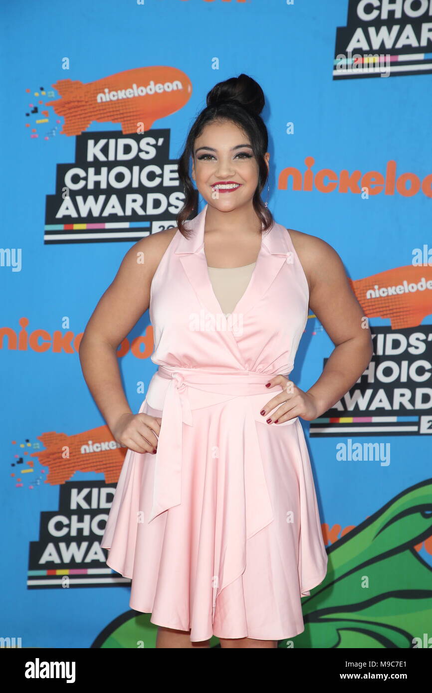 INGLEWOOD, CA - MARZO 24: Laurie Hernandez assiste Nickelodeon's 2018 Kids' Choice Awards presso il Forum su Marzo 24, 2018 a Inglewood, California. Faye Sadou/MediaPunch Foto Stock