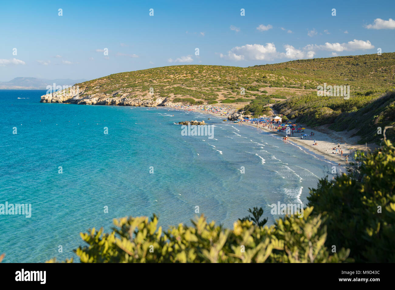 Una delle splendide spiagge incontaminate dell'Isola di San Pietro, Sardegna, Italia. Foto Stock
