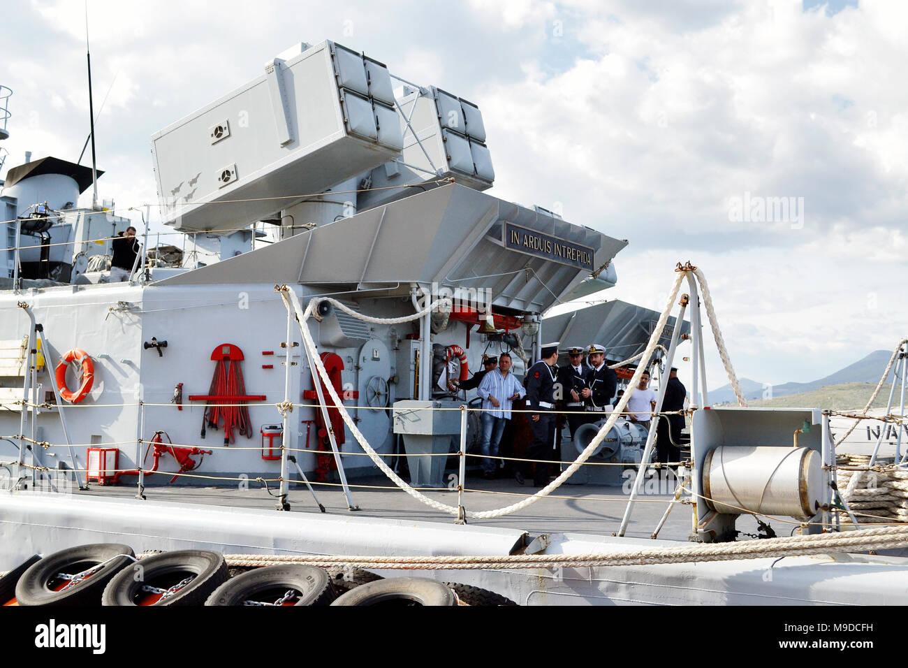Nave militare "Chimera" della Marina Militare Italiana, impiegati in pattugliamento del mare Mediterraneo Foto Stock