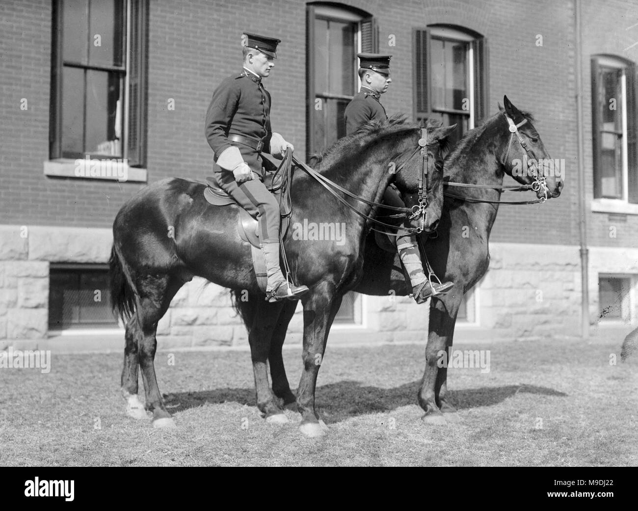 Ufficiali a cavallo, Stati Uniti d'America circa 1910 Foto Stock