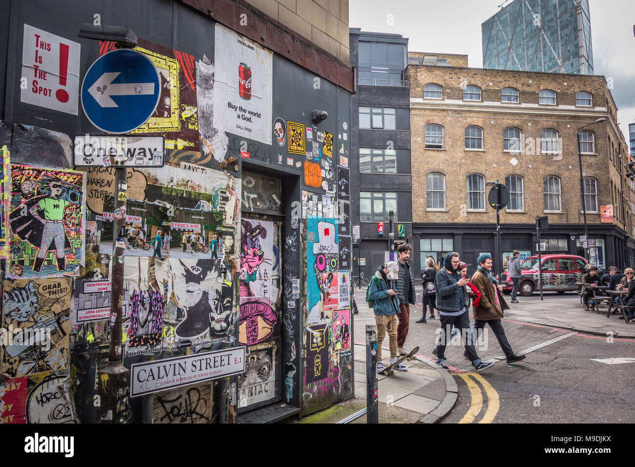 Arte di strada sulla strada di Calvino in Spitalfields in East End di Londra, Regno Unito Foto Stock
