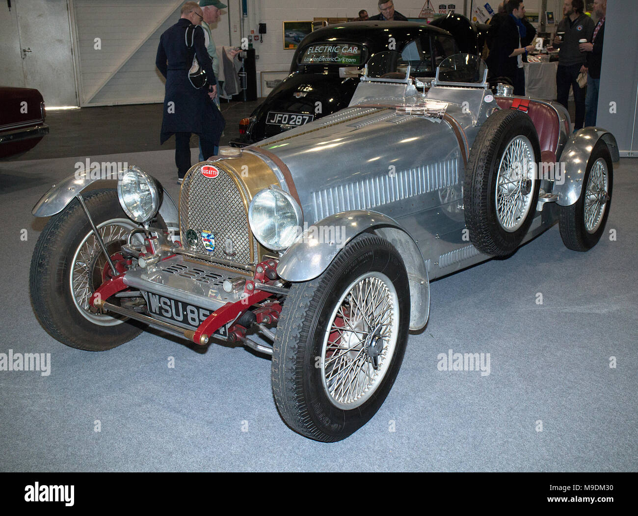 1979 Silver Teal tipo 35 Bugatti replica reg. no.WSU 854 presso il London Classic Car Show 2018 Foto Stock