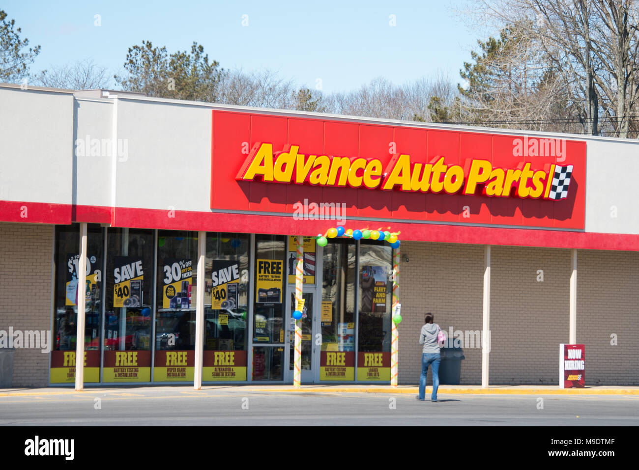 Un anticipo di parti di ricambi auto store in Gloversville, NY USA Foto Stock