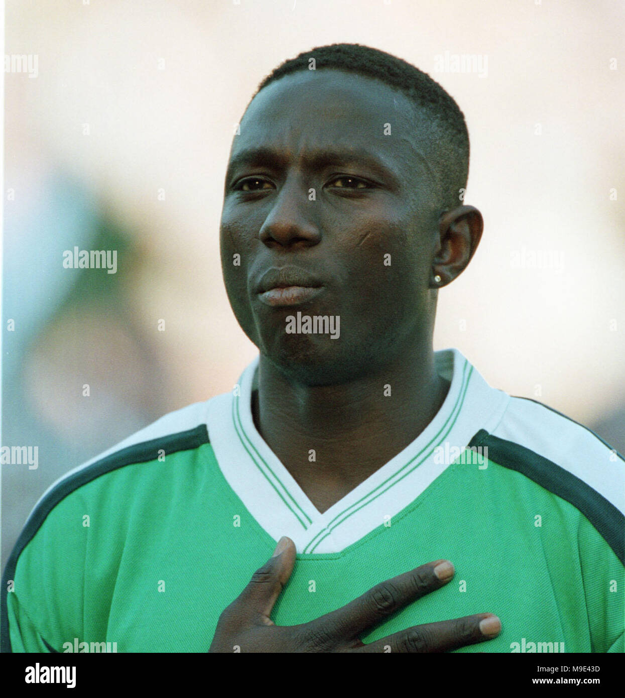 Mungersdorfer Stadion Colonia, Germania 22.4.1998, Partita internazionale di calcio amichevole, Germania vs Nigeria 1:0 ---- Pascal PATRICK (Nigeria) Foto Stock