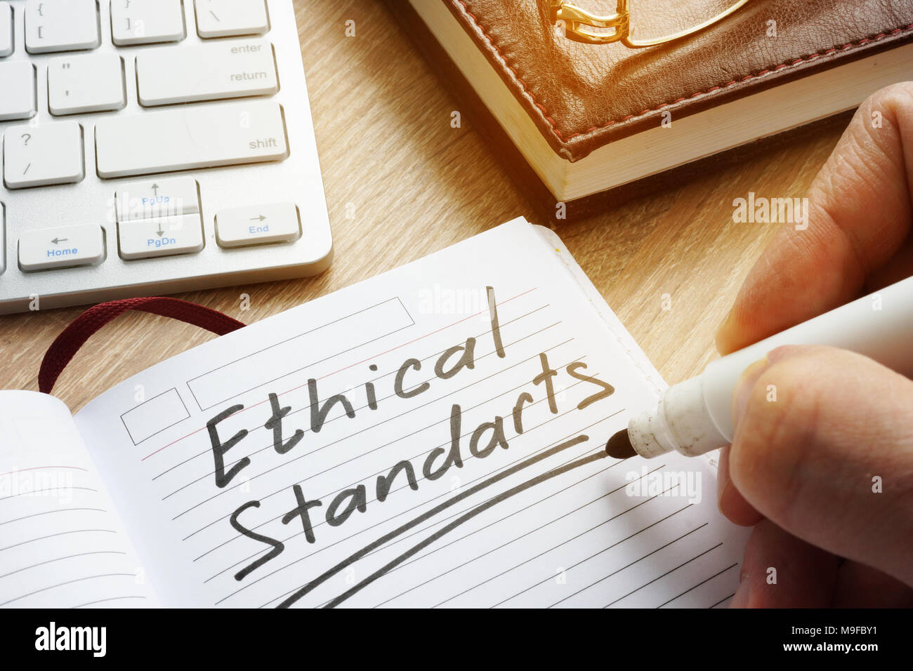 Gli standard etici scritto in nota. Foto Stock