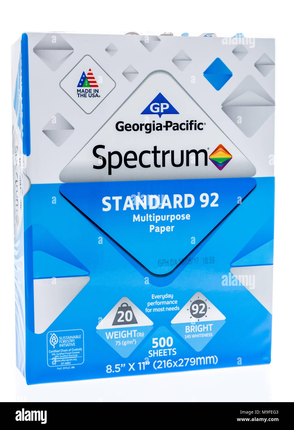 Winneconne, WI - 15 Marzo 2018: una risma di Georgia Pacific spettro di carta della stampante su un isolato sfondo. Foto Stock