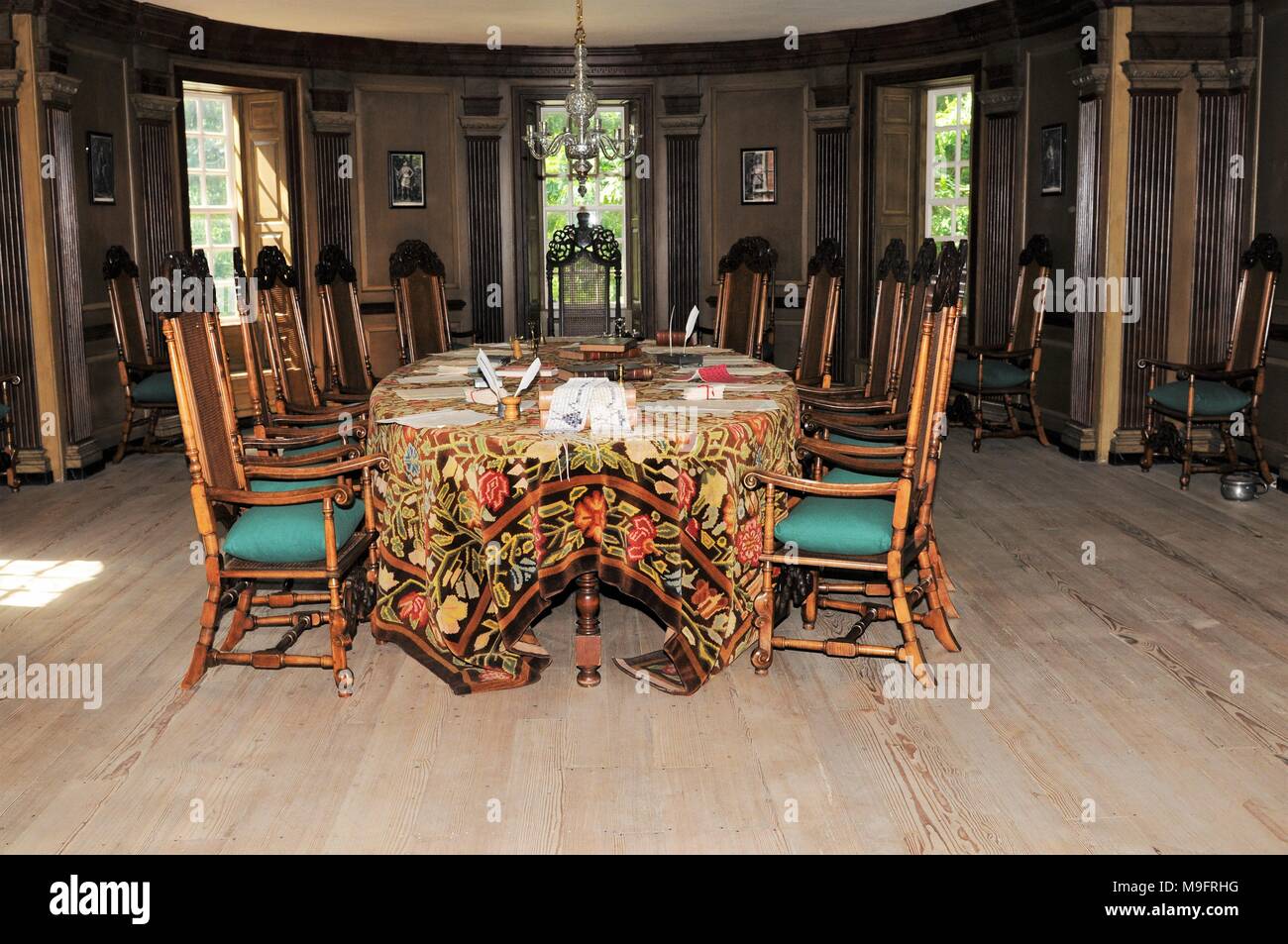 Il Cabinet Room dove il Governatore e il suo Governo incontrato in Campidoglio di Colonial Williamsburg, Virginia Foto Stock