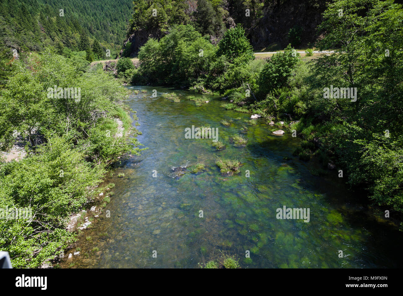 Vista della mucca Creek nel sud della Oregon Foto Stock