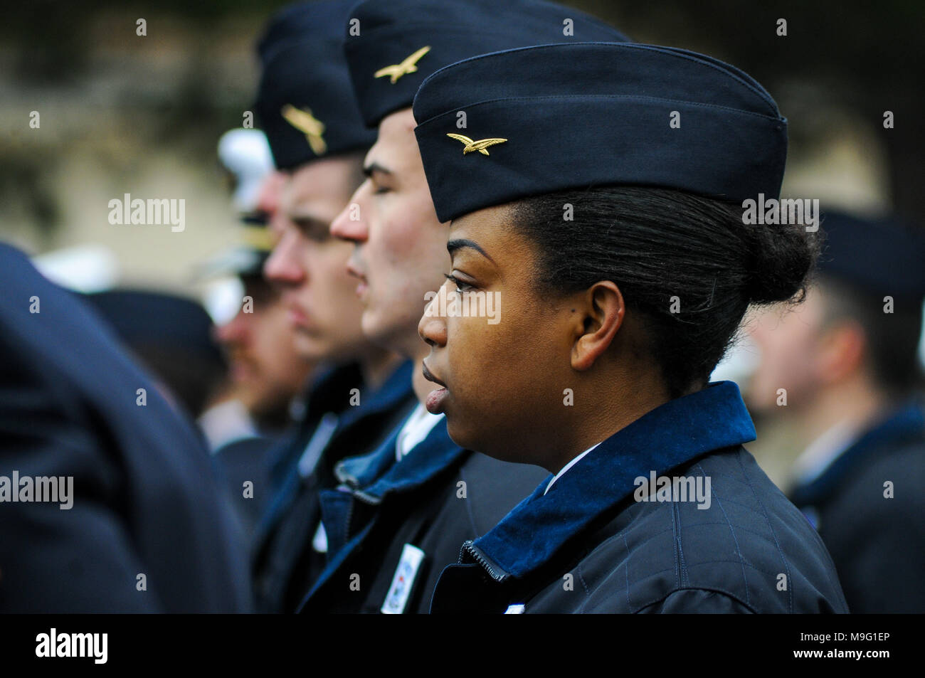 I giovani volontari per il servizio militare (CSMV) al distacco dell'aria 278 Base, in Amberieu en Bugey, Francia) Foto Stock