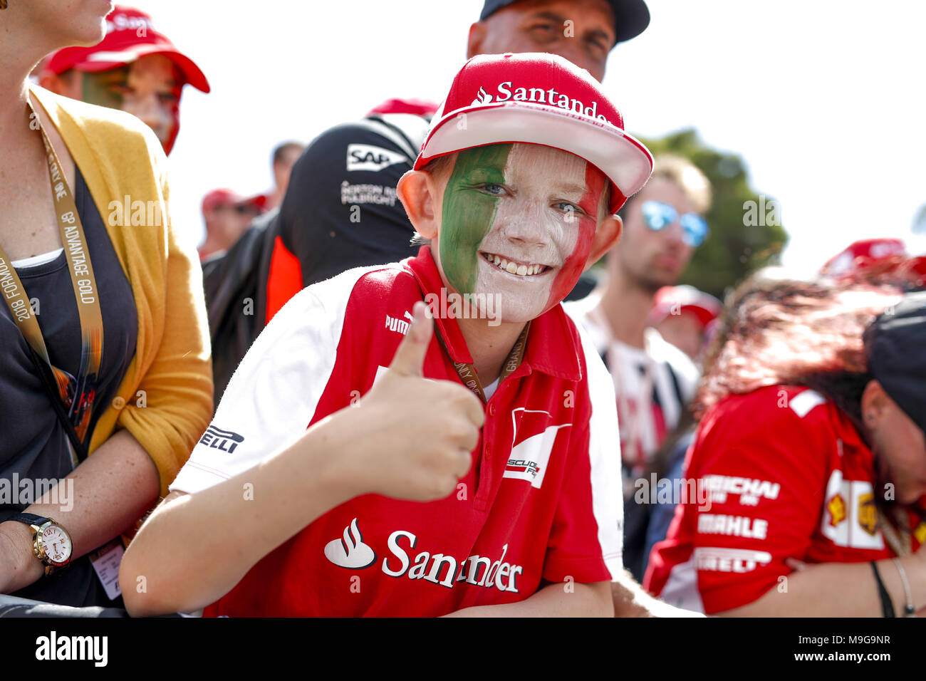Melbourne, Australia. 25 Mar, 2018. Motorsports: FIA Formula One World Championship 2018, Melbourne, Victoria : Motorsports: Formula 1 2018 Rolex Australian Grand Prix, Ferrari ventilatore | Utilizzo di credito in tutto il mondo: dpa picture alliance/Alamy Live News Foto Stock