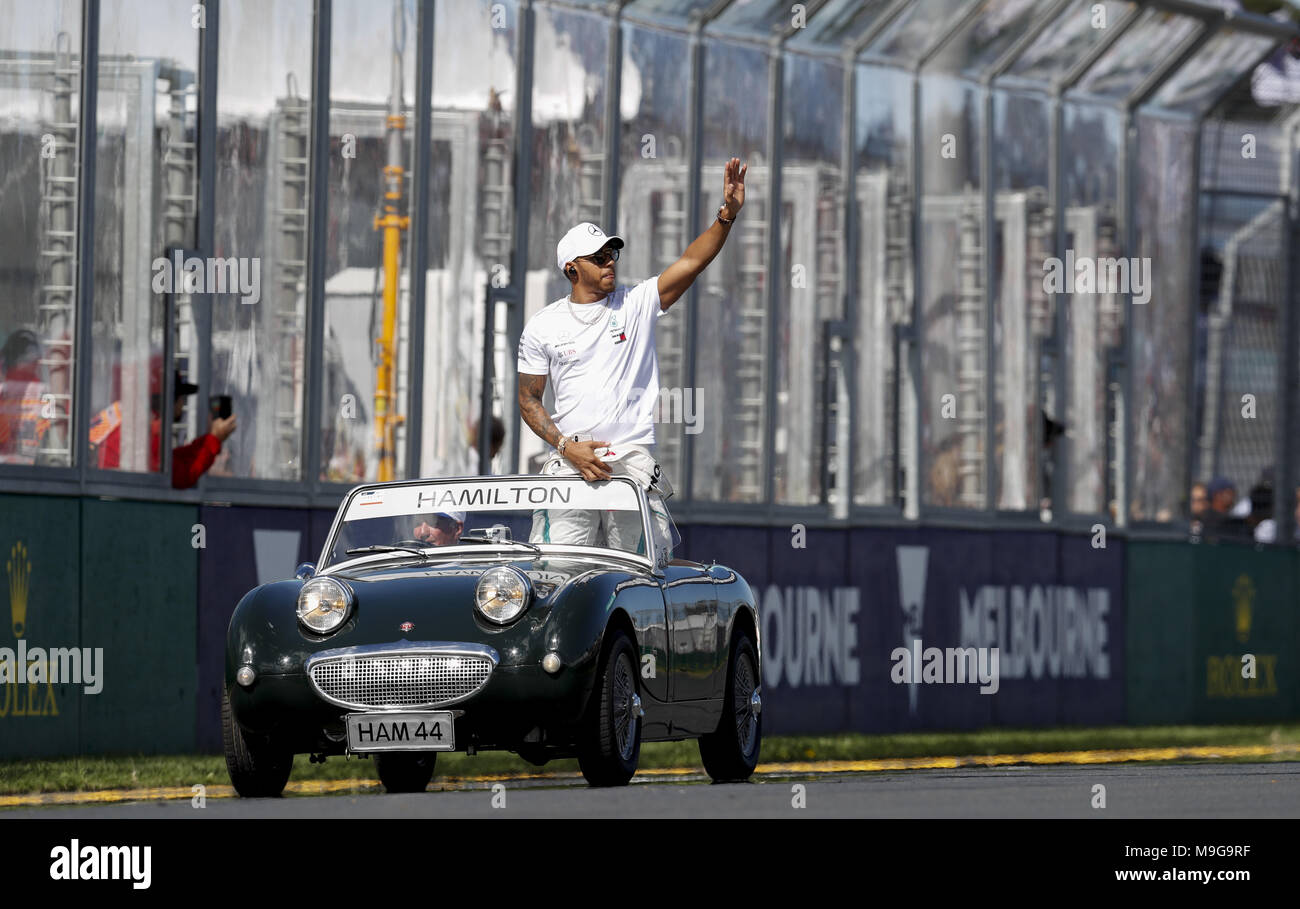 Melbourne, Australia. 25 Mar, 2018. Motorsports: FIA Formula One World Championship 2018, Melbourne, Victoria : Motorsports: Formula 1 2018 Rolex Australian Grand Prix, Lewis Hamilton, Mercedes AMG F1, nella parata dei piloti. | Utilizzo di credito in tutto il mondo: dpa picture alliance/Alamy Live News Foto Stock