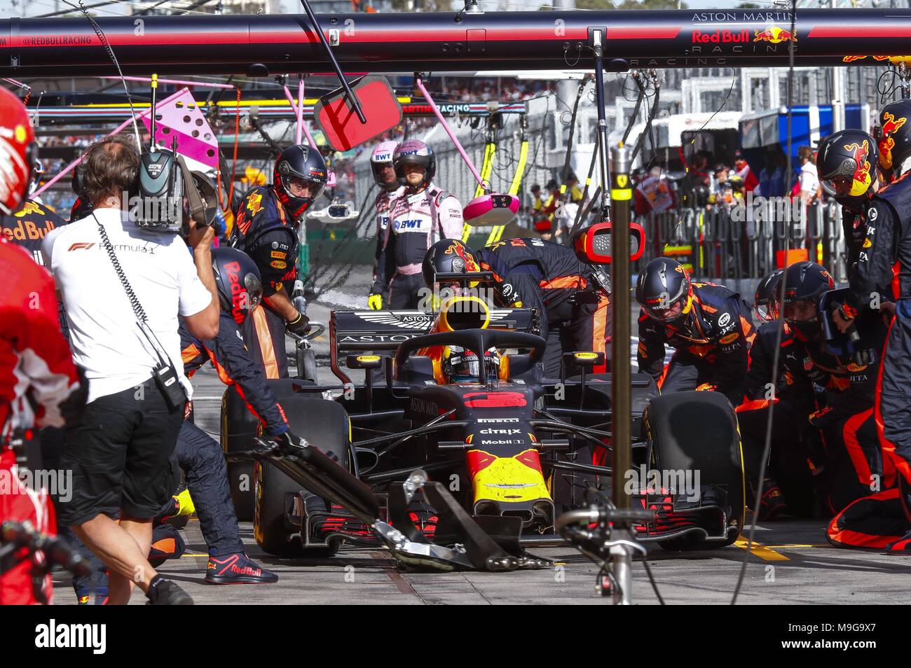 Melbourne, Australia. 25 Mar, 2018. Motorsports: FIA Formula One World Championship 2018, Melbourne, Victoria : Motorsports: Formula 1 2018 Rolex Australian Grand Prix, #3 Daniel Ricciardo (AUS, Red Bull Racing), | Utilizzo di credito in tutto il mondo: dpa picture alliance/Alamy Live News Foto Stock