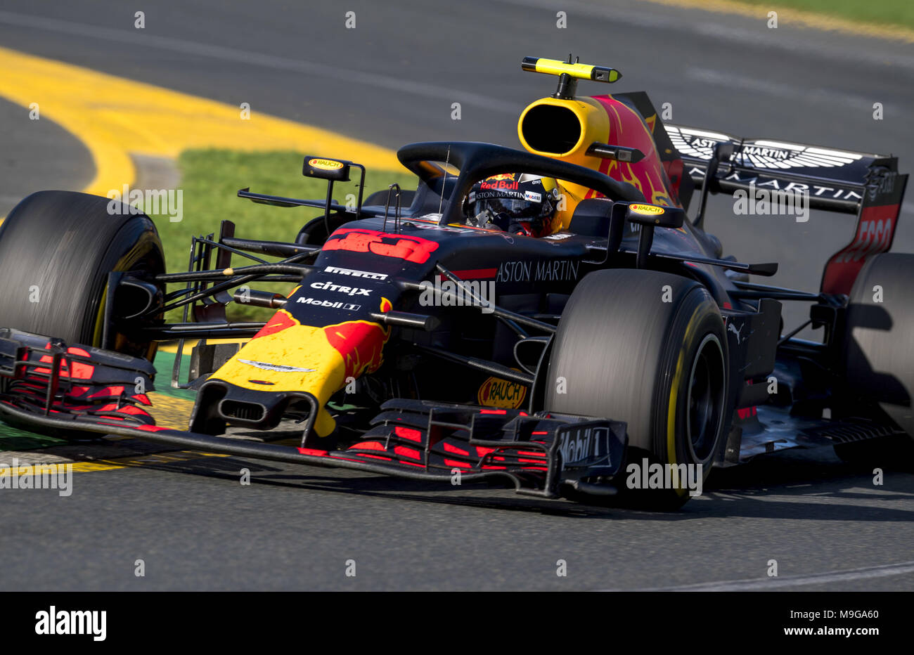 Melbourne, Australia. 25 Mar, 2018. Motorsports: FIA Formula One World Championship 2018, Melbourne, Victoria : Motorsports: Formula 1 2018 Rolex Australian Grand Prix, #33 Max Verstappen (NDL, Red Bull Racing), | Utilizzo di credito in tutto il mondo: dpa/Alamy Live News Credito: dpa picture alliance/Alamy Live News Foto Stock