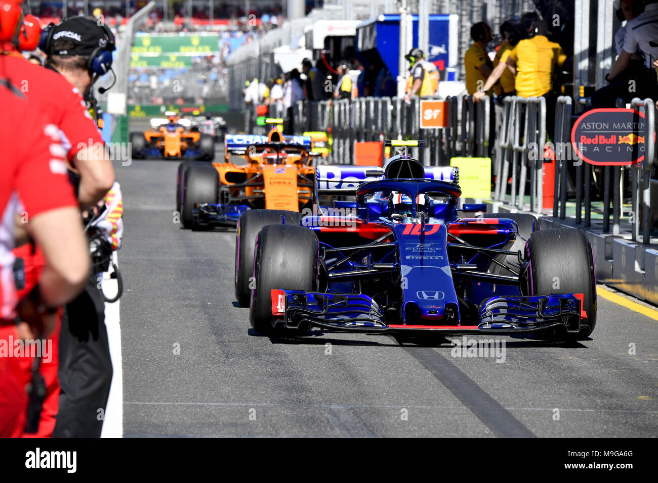 Melbourne, Australia. 25 Mar, 2018. Motorsports: FIA Formula One World Championship 2018, Melbourne, Victoria : Motorsports: Formula 1 2018 Rolex Australian Grand Prix, #10 Pierre Gasly (FRA Toro Rosso Ferrari) | utilizzo del credito in tutto il mondo: dpa/Alamy Live News Credito: dpa picture alliance/Alamy Live News Foto Stock