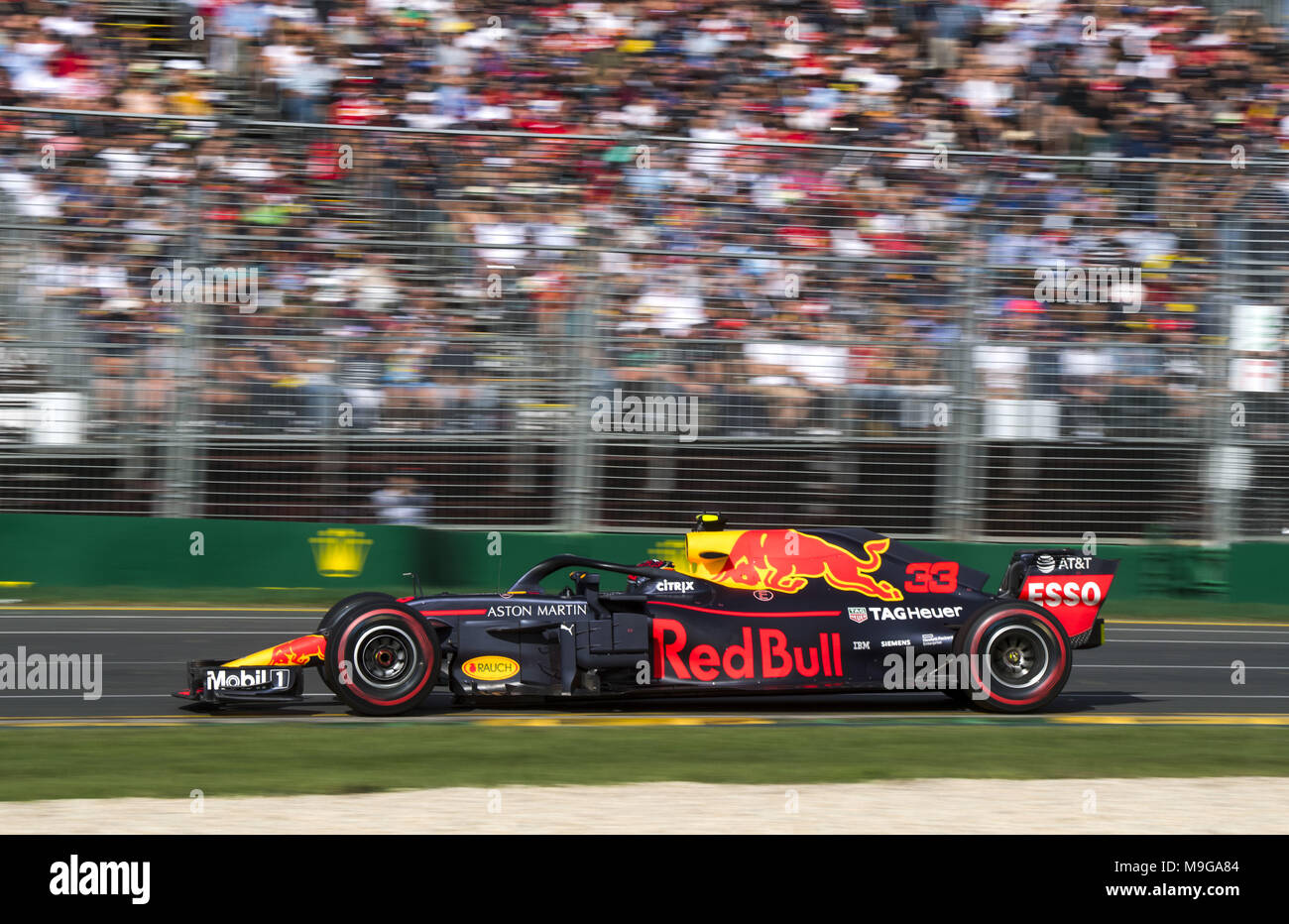 Melbourne, Australia. 25 Mar, 2018. Motorsports: FIA Formula One World Championship 2018, Melbourne, Victoria : Motorsports: Formula 1 2018 Rolex Australian Grand Prix, #33 Max Verstappen (NDL, Red Bull Racing), | Utilizzo di credito in tutto il mondo: dpa/Alamy Live News Credito: dpa picture alliance/Alamy Live News Foto Stock