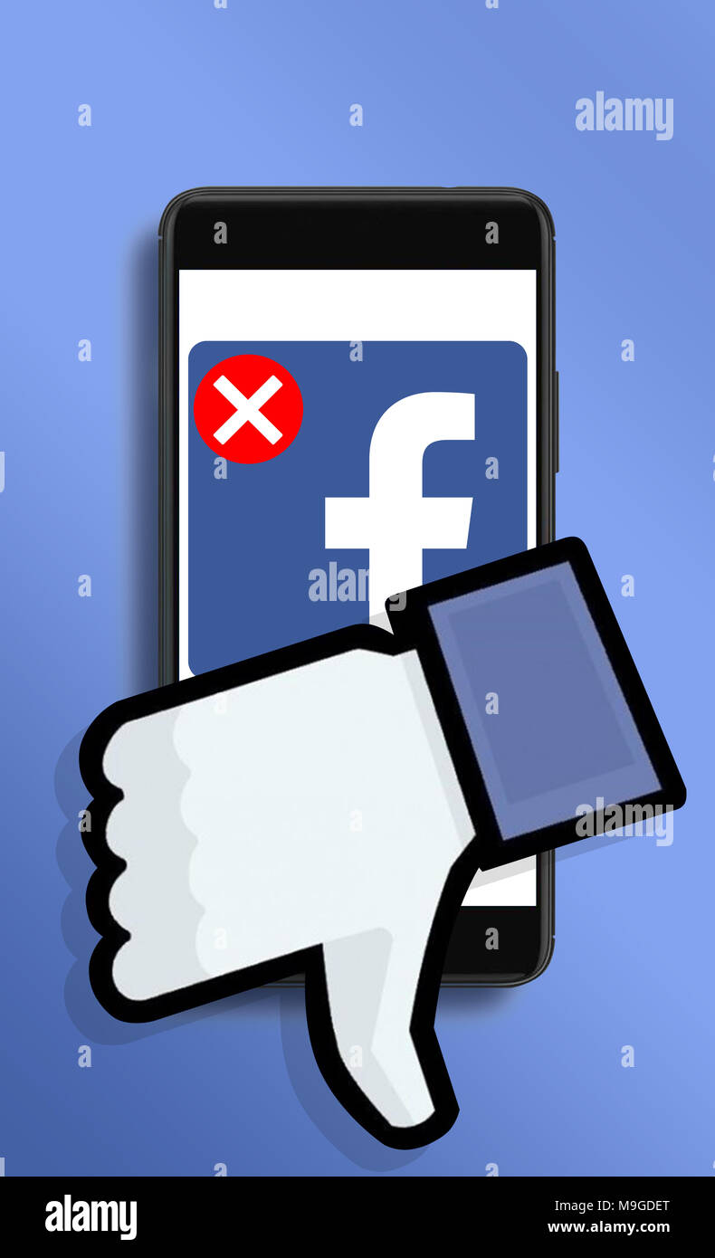 Varsavia, Polonia- Marzo 2018: concetto illustrative, utente eliminazione account di Facebook a causa di Cambridge Analytica perdite di dati. Foto Stock