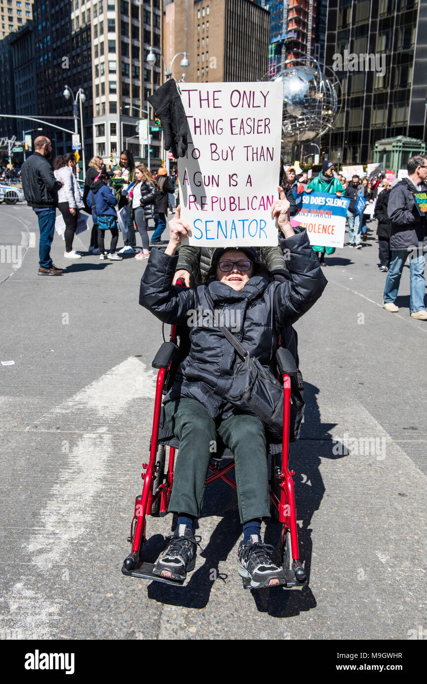 New York City, NY, Stati Uniti d'America - 24 Marzo 2018: marzo per la nostra vita 2018 Foto Stock