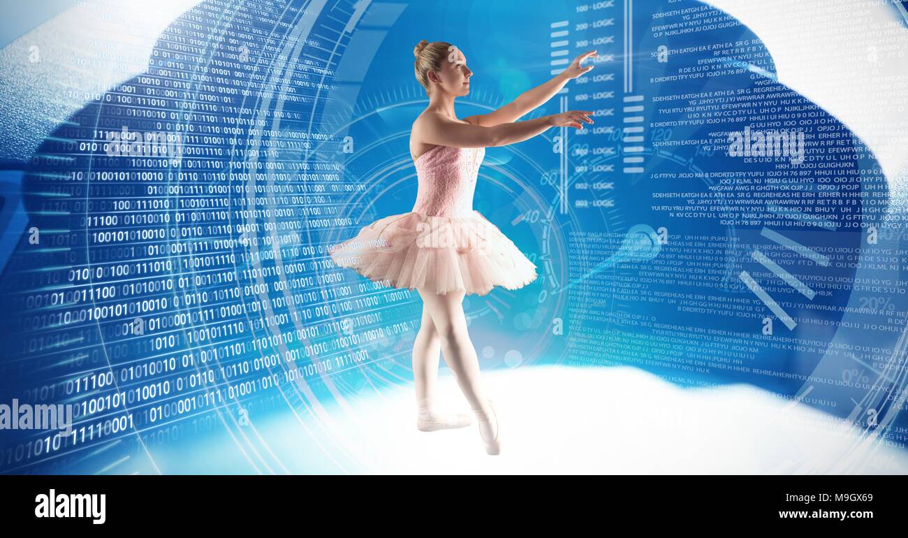 Ballerina ballando con la tecnologia digitale interface Foto Stock