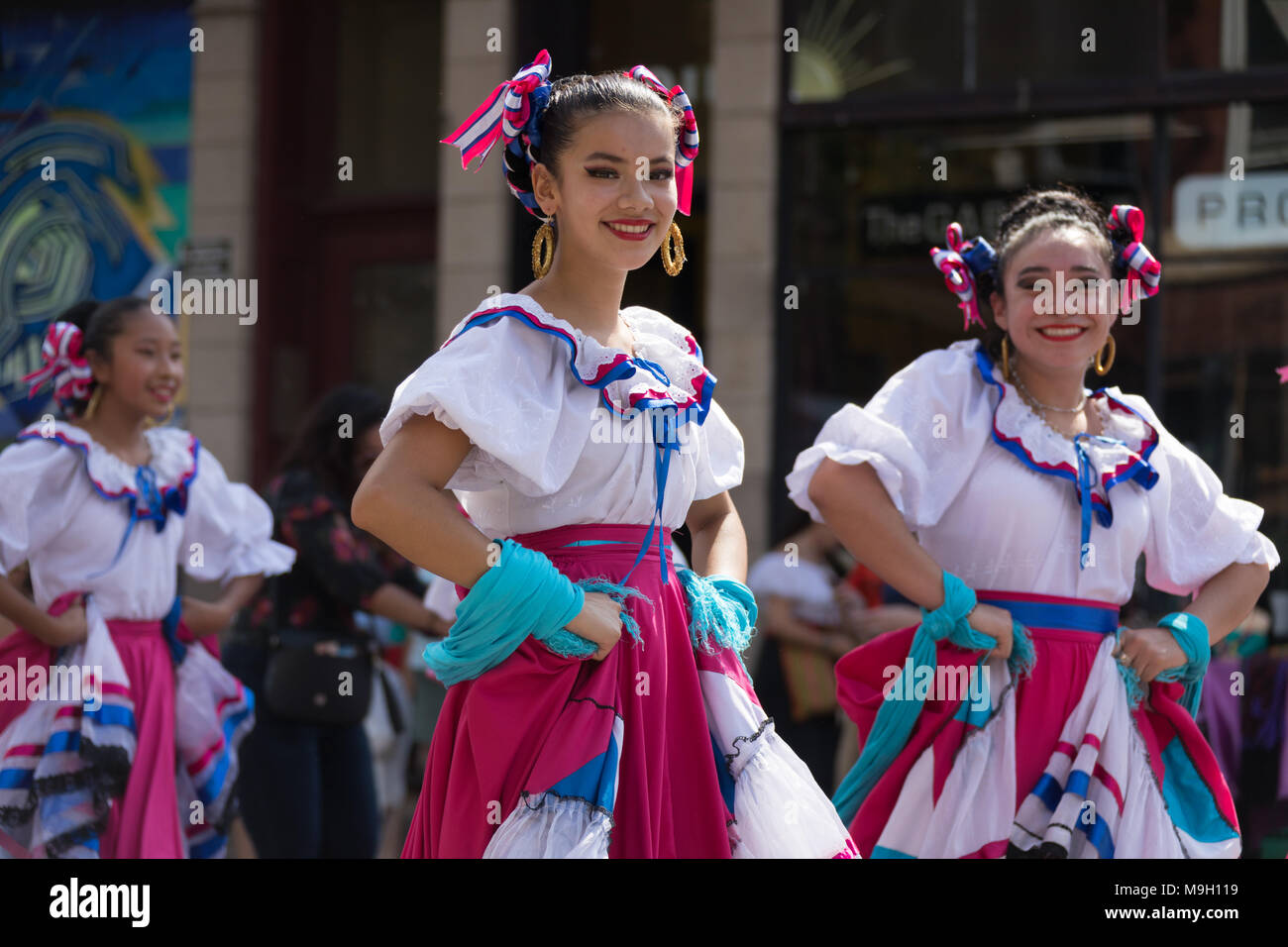 Chicago, Illinois, Stati Uniti d'America - 16 settembre 2017 - La Pilsen il giorno dell indipendenza messicana Parade commemora l'indipendenza messicana si presentano tradizionali Foto Stock